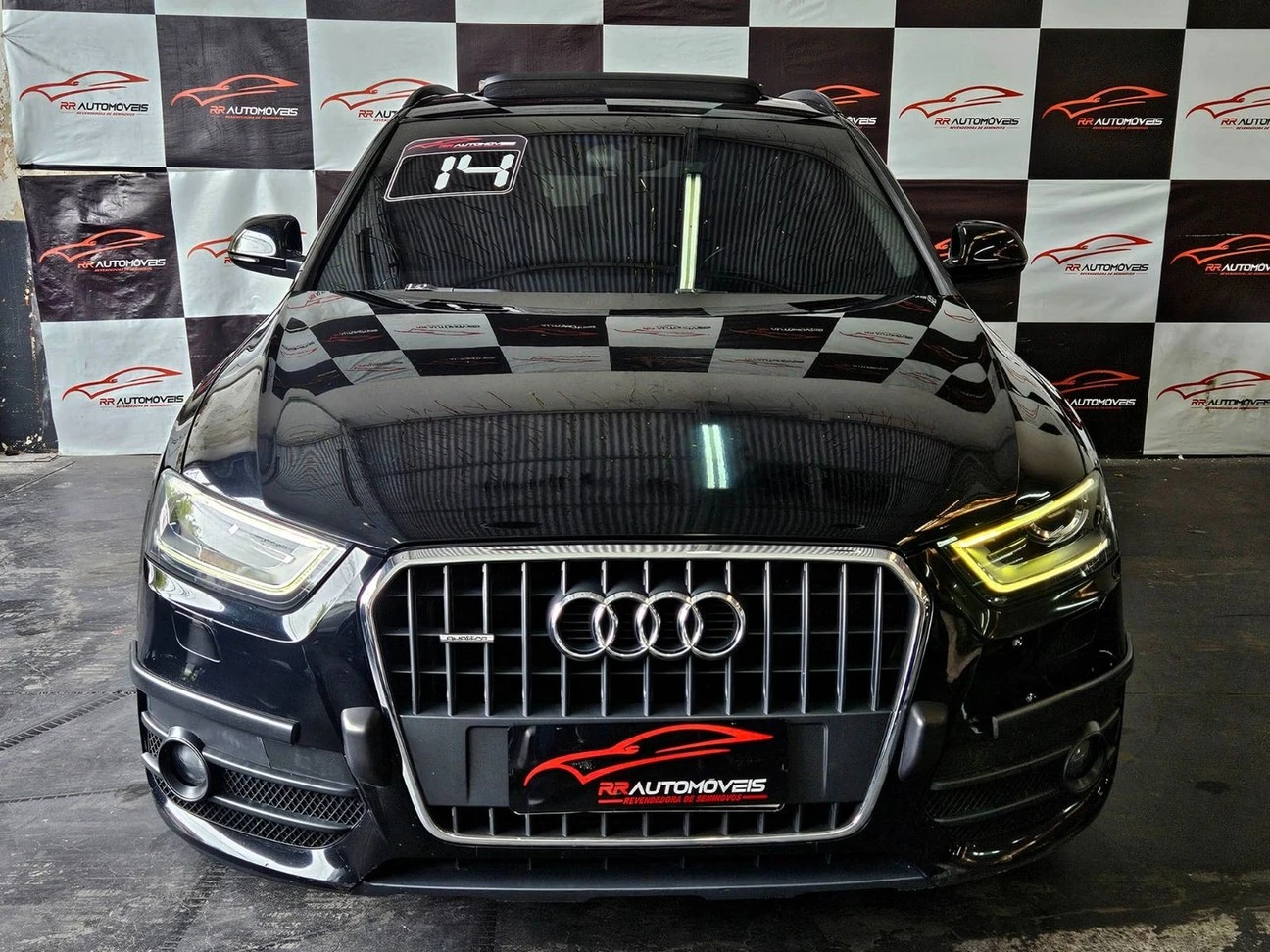 AUDI Q3