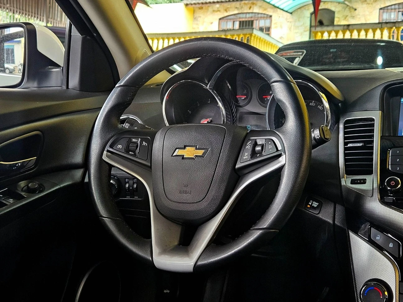 CHEVROLET CRUZE
