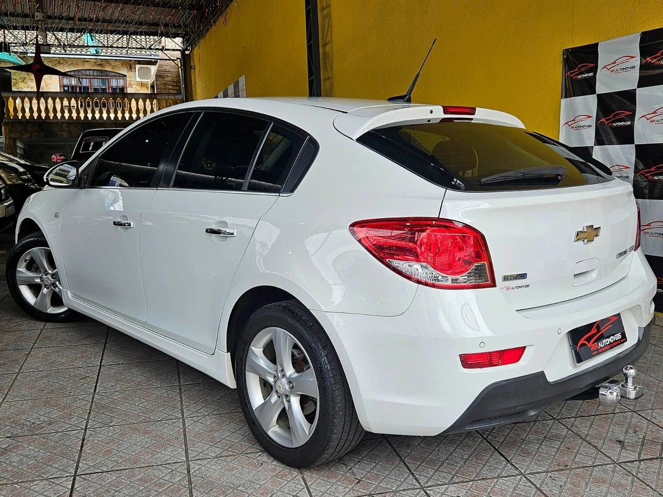 CHEVROLET CRUZE