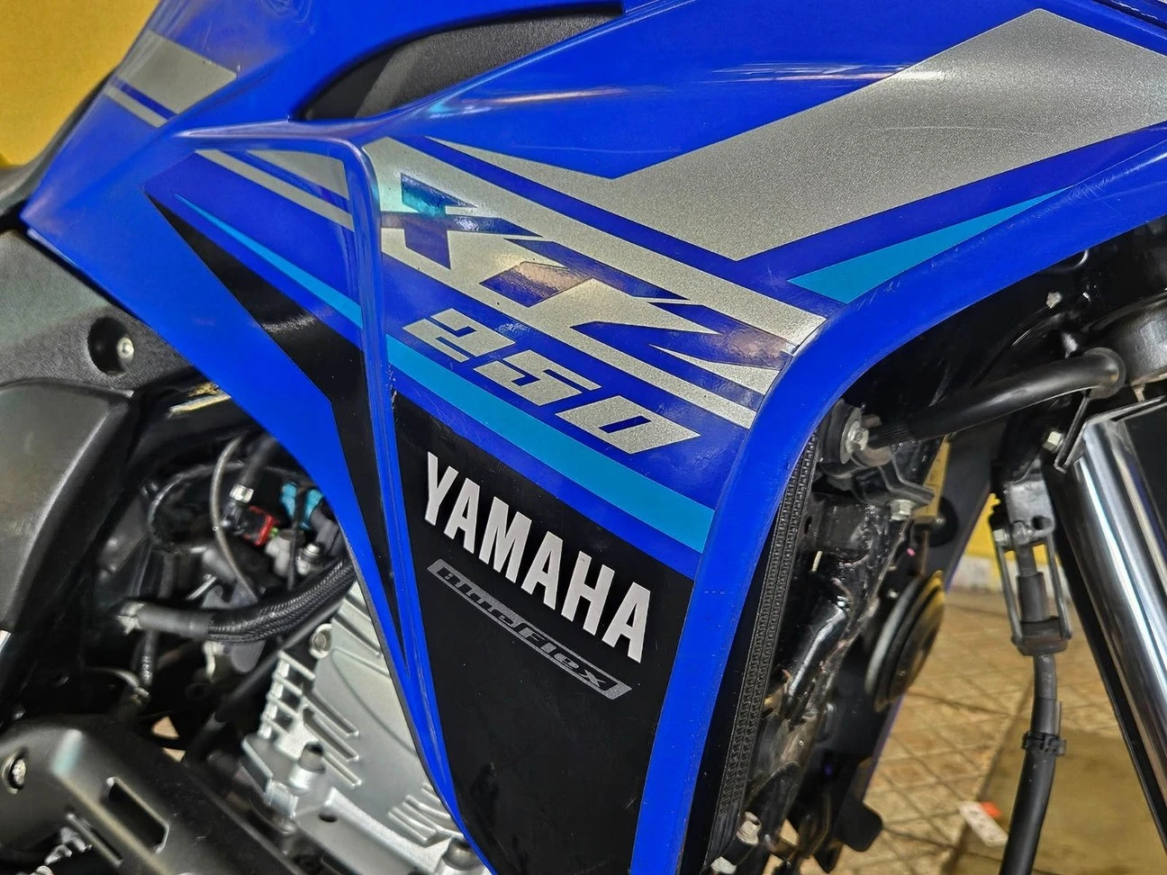 YAMAHA XTZ 250 LANDER
