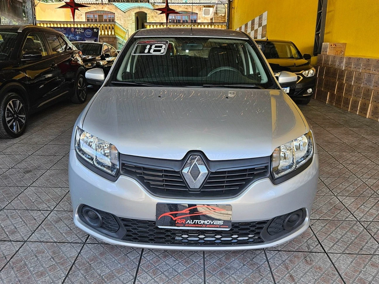 RENAULT SANDERO