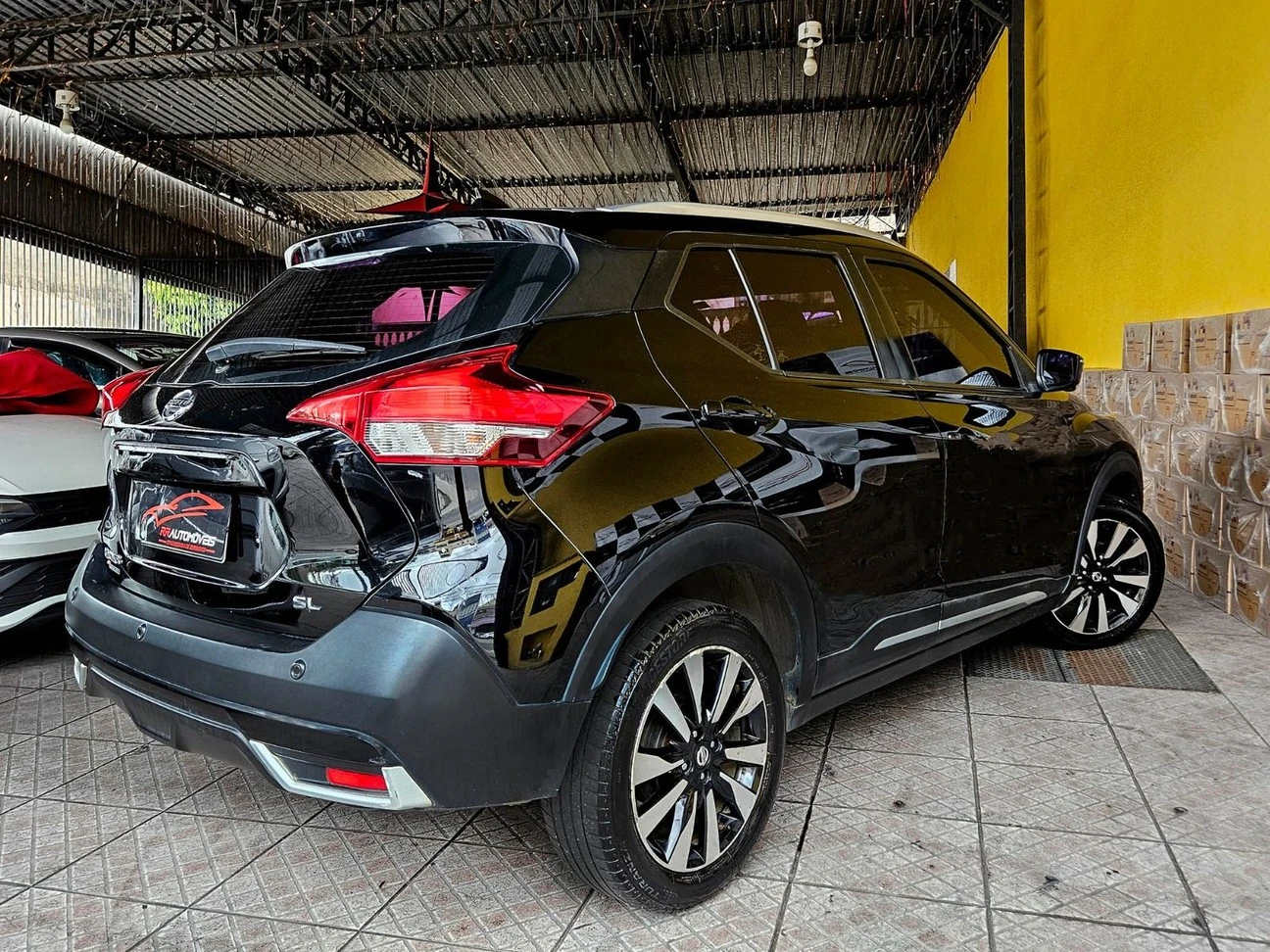 NISSAN KICKS