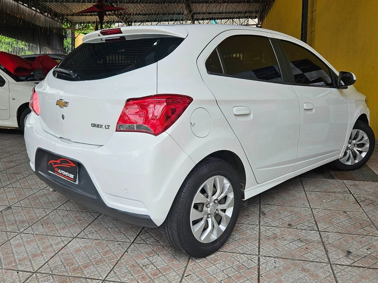 CHEVROLET ONIX