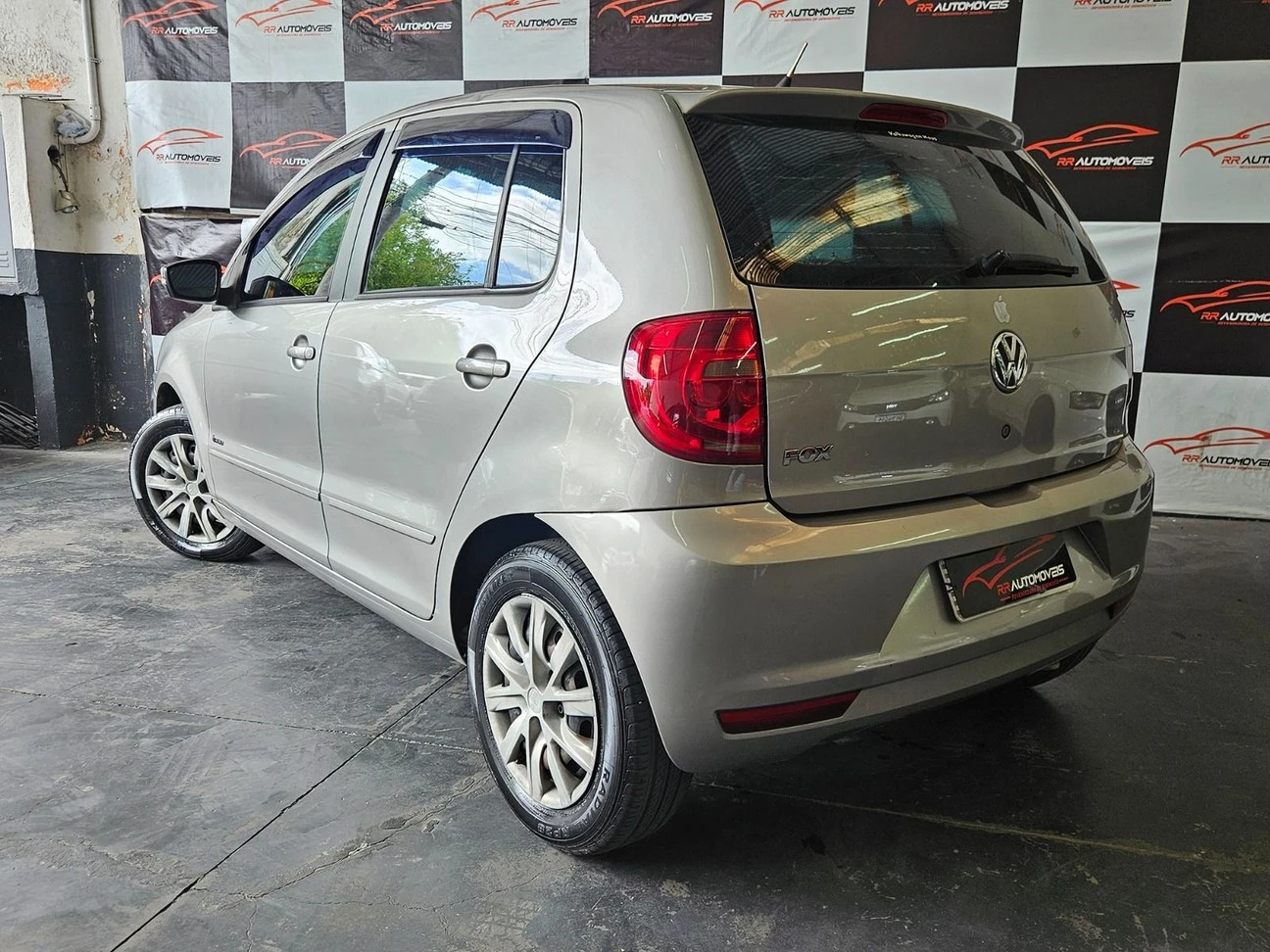 VOLKSWAGEN FOX