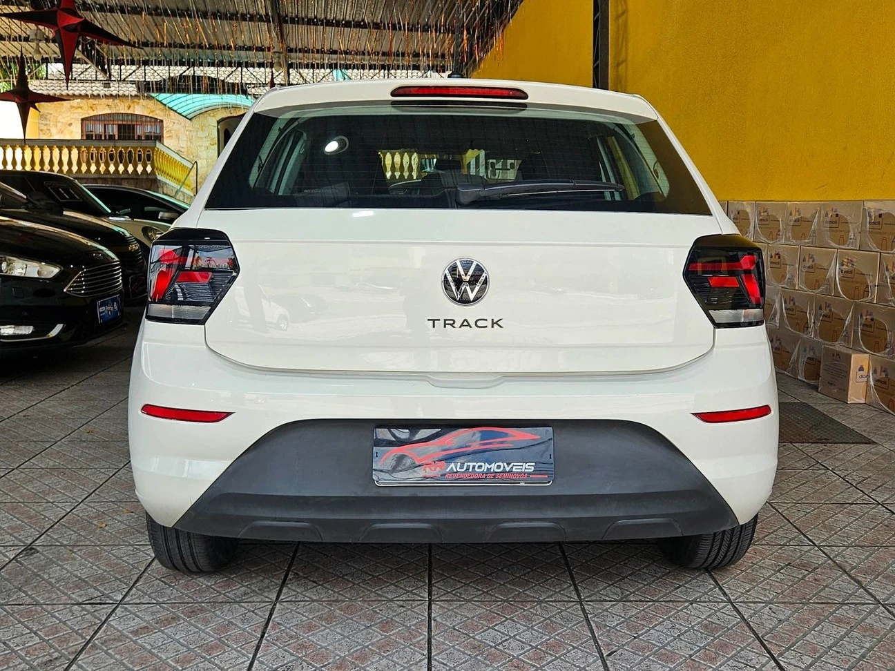 VOLKSWAGEN POLO