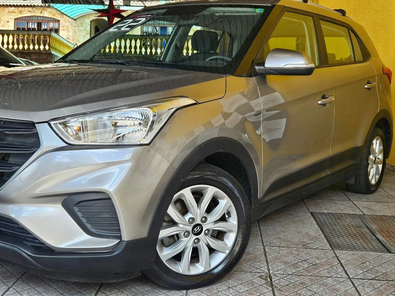 HYUNDAI CRETA