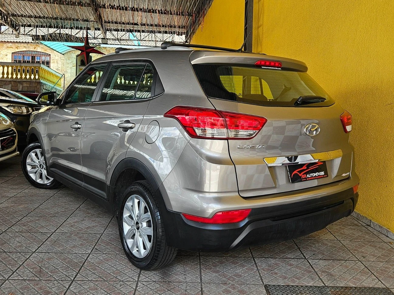 HYUNDAI CRETA