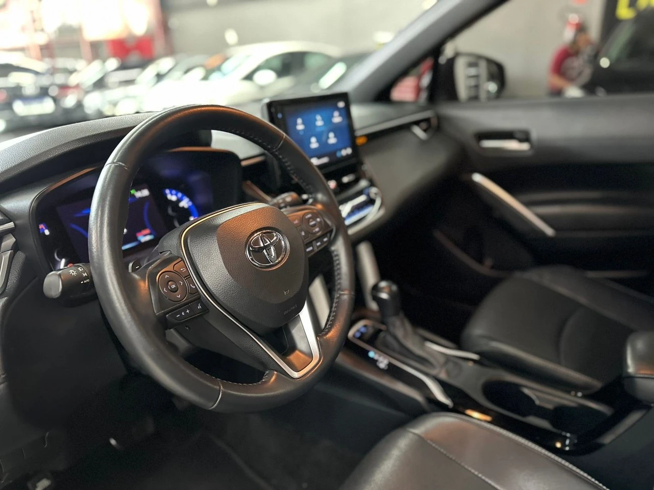 TOYOTA COROLLA CROSS