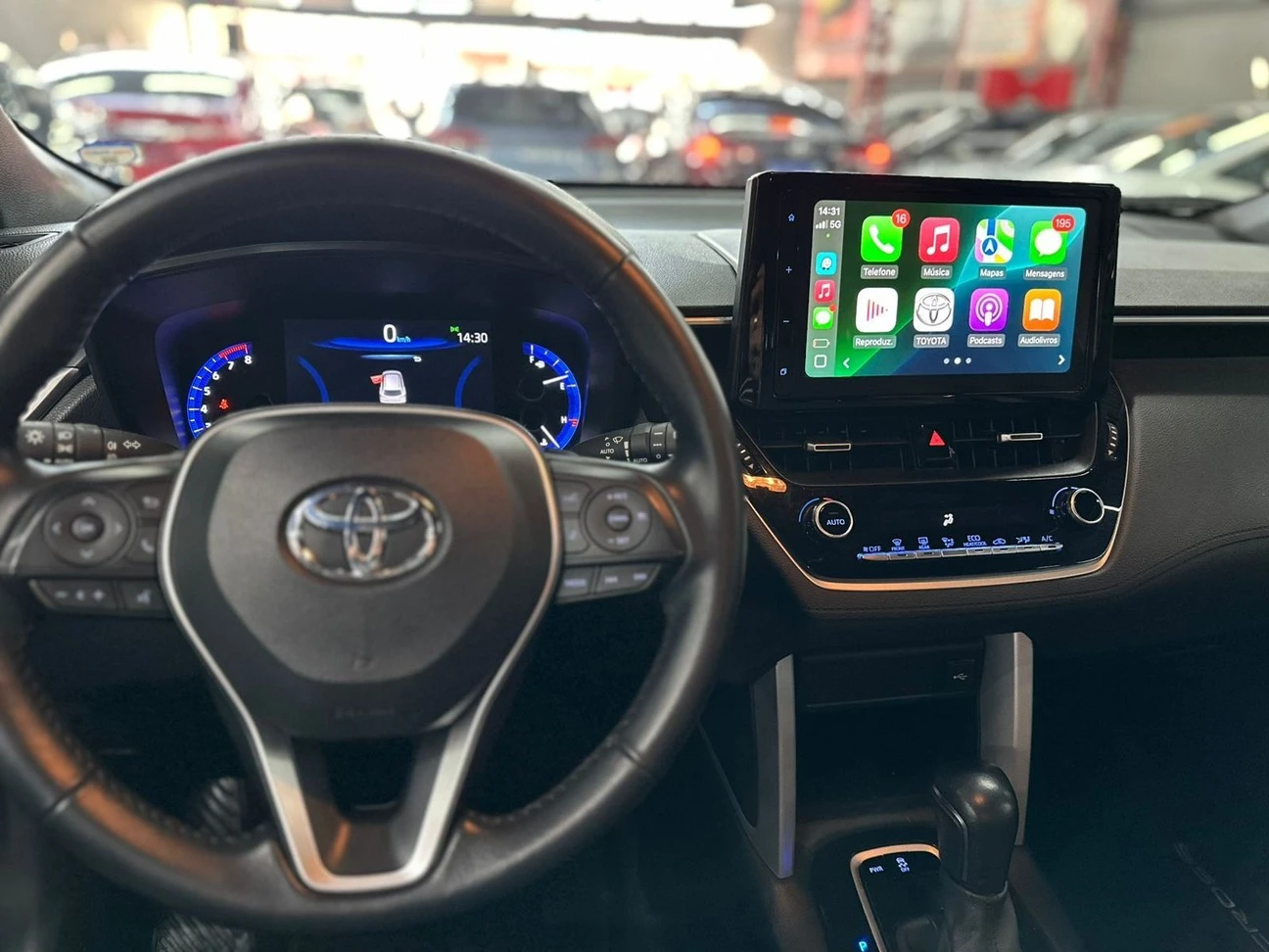TOYOTA COROLLA CROSS