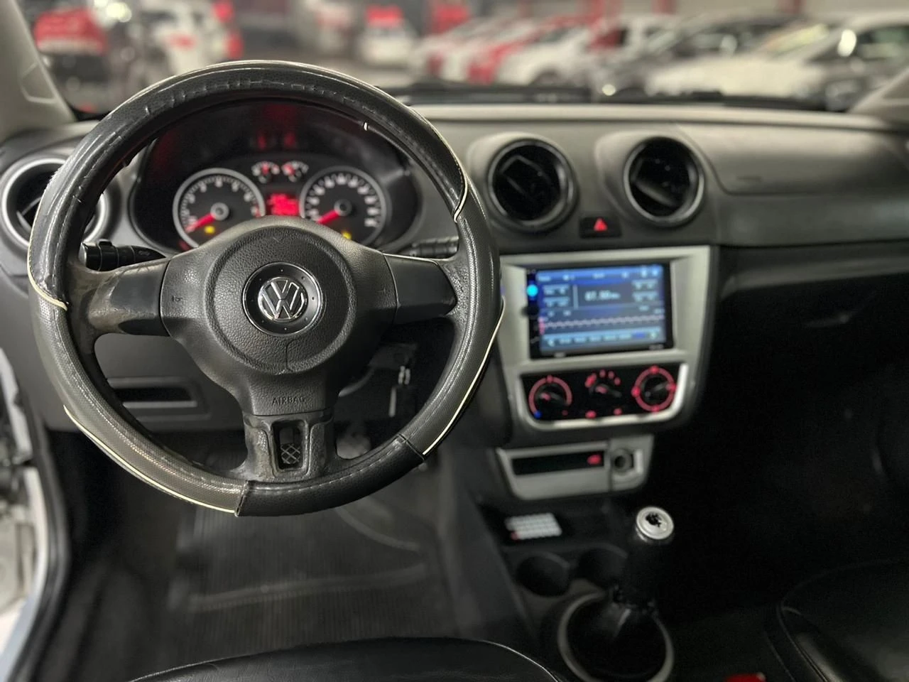 VOLKSWAGEN VOYAGE