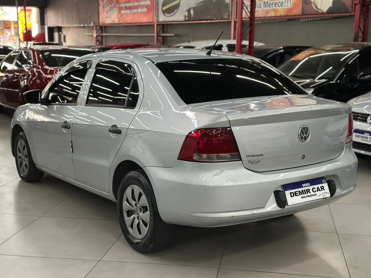 VOLKSWAGEN VOYAGE