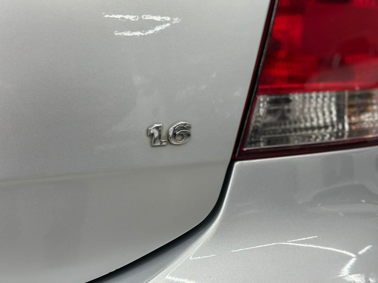 VOLKSWAGEN VOYAGE