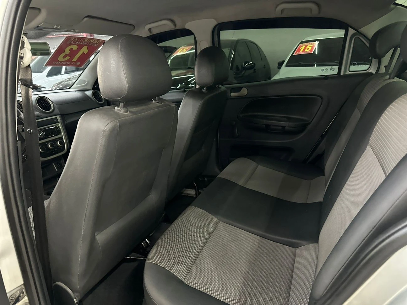VOLKSWAGEN VOYAGE
