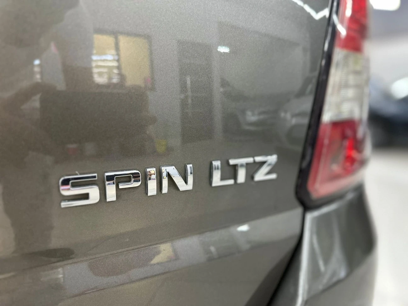CHEVROLET SPIN