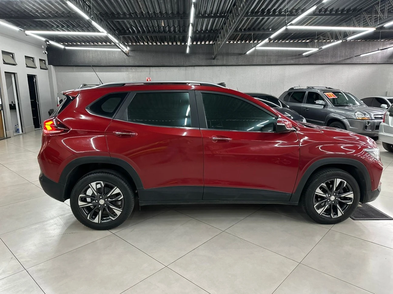CHEVROLET TRACKER