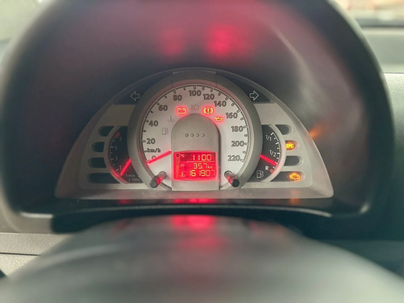 VOLKSWAGEN SPACEFOX