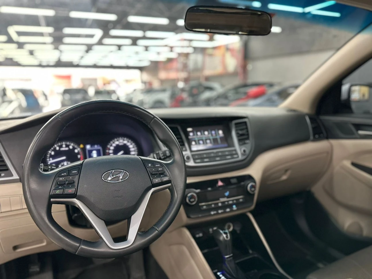 HYUNDAI TUCSON