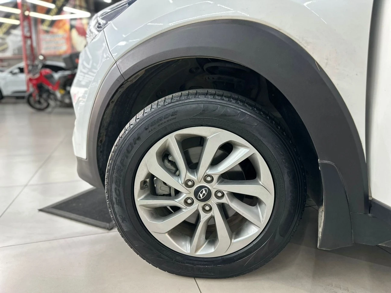 HYUNDAI TUCSON