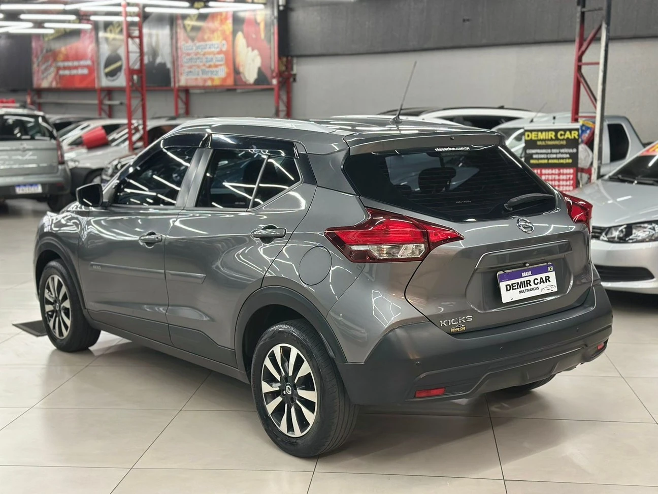 NISSAN KICKS