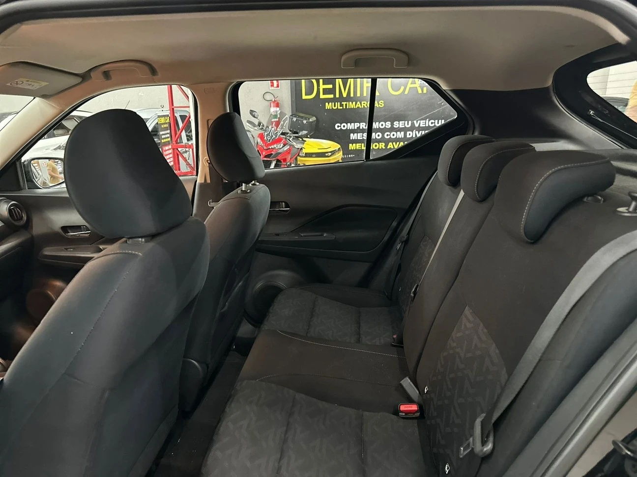 NISSAN KICKS