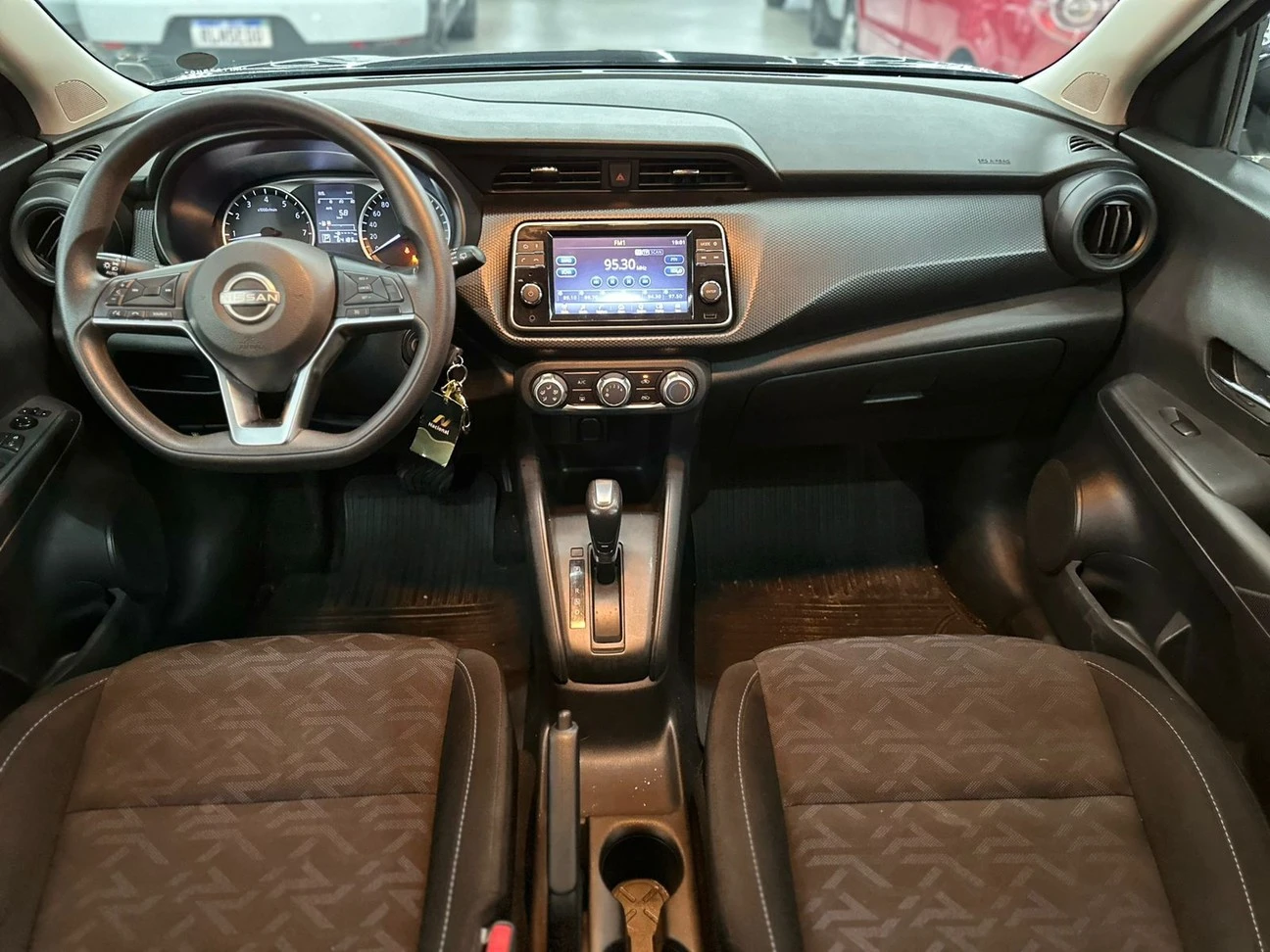 NISSAN KICKS