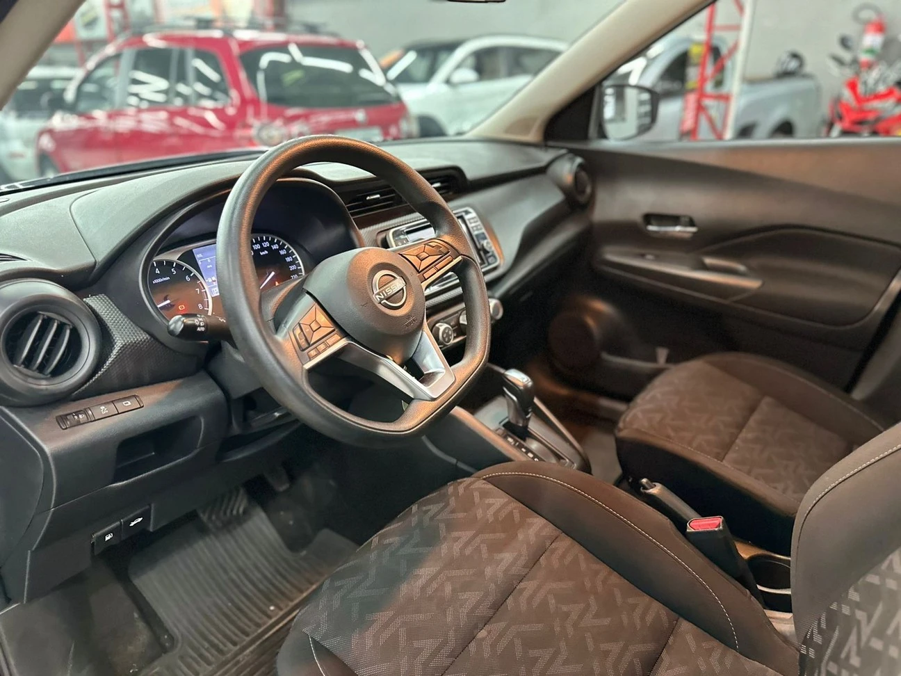 NISSAN KICKS