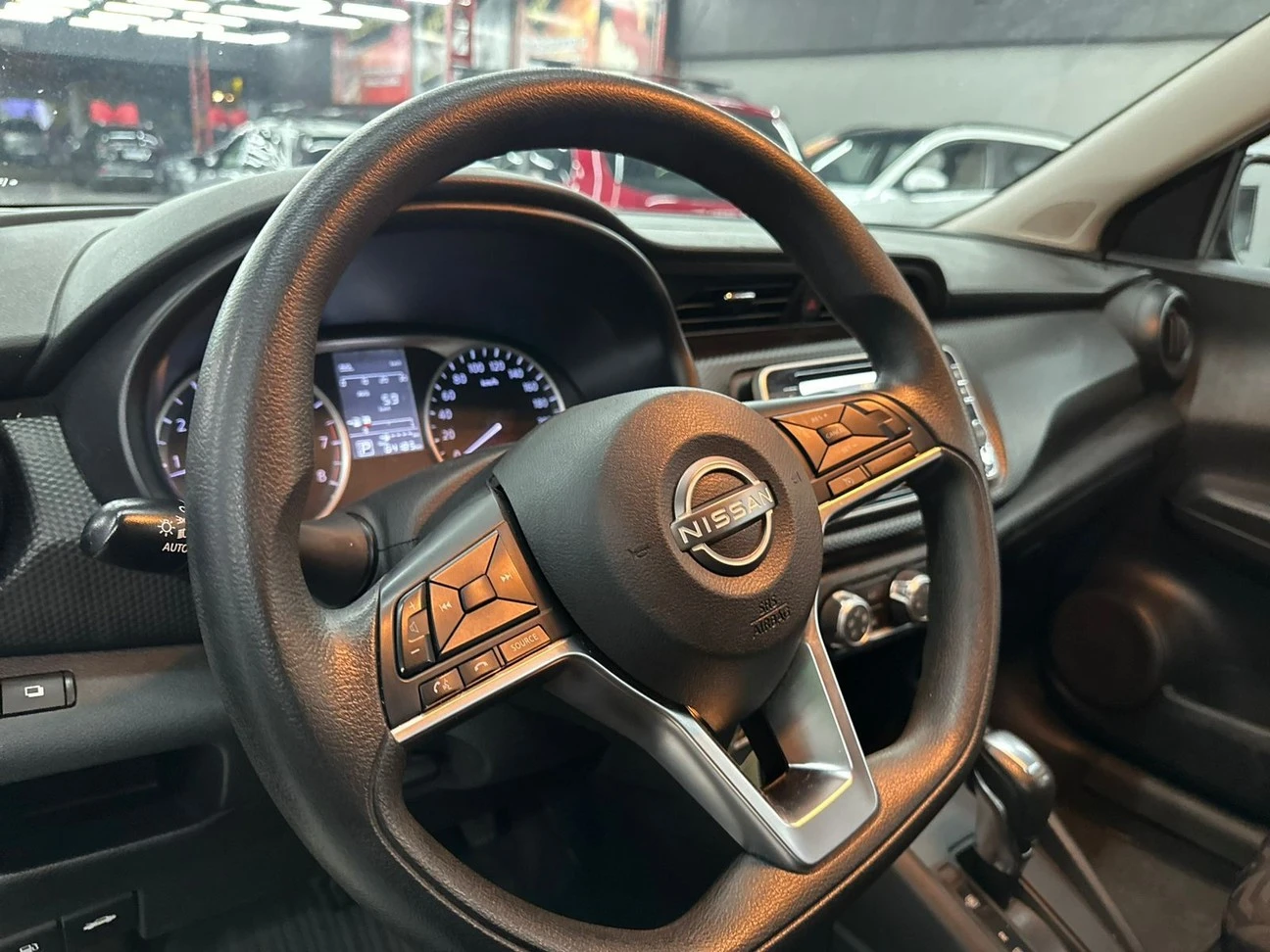 NISSAN KICKS