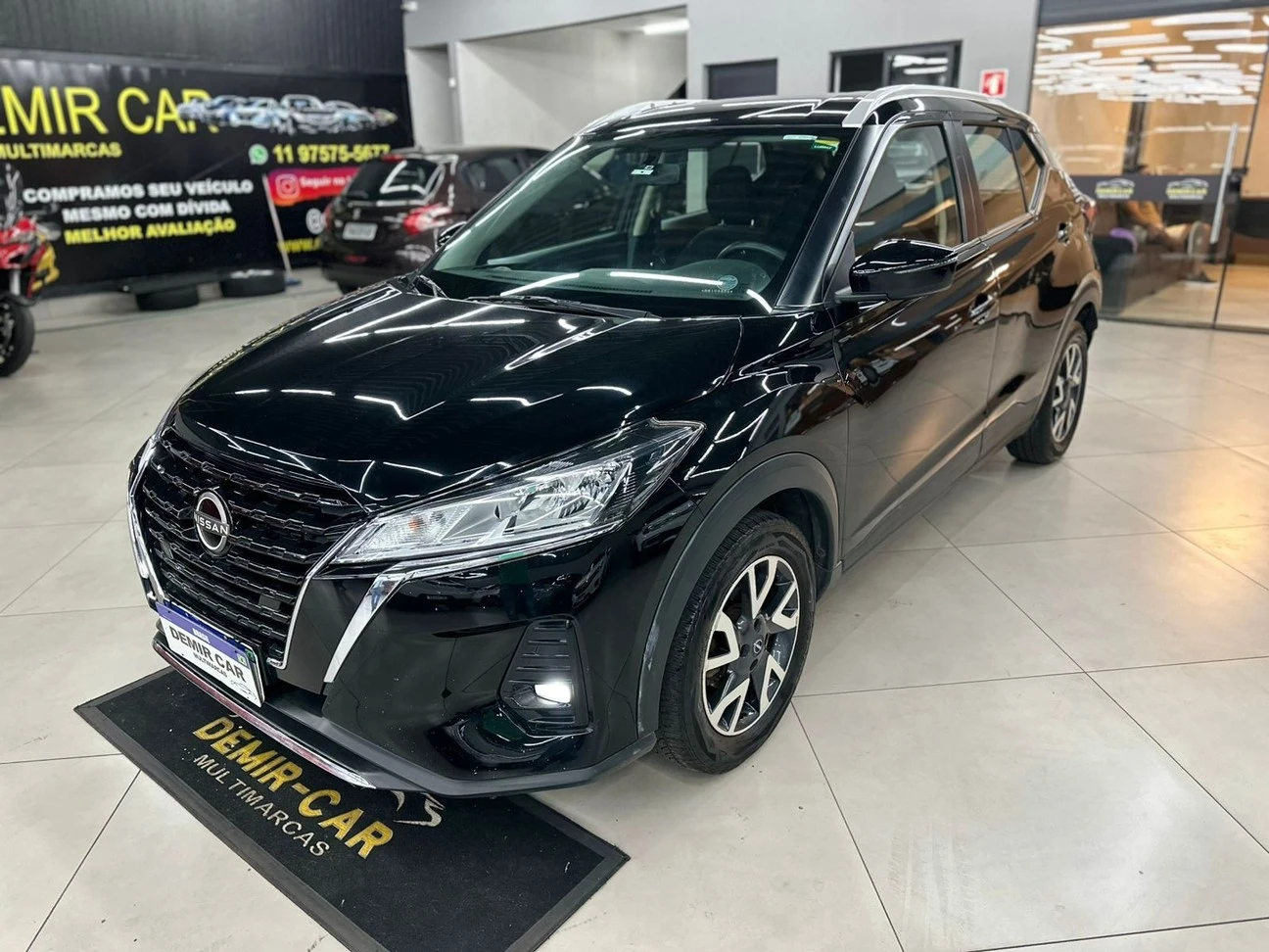 NISSAN KICKS