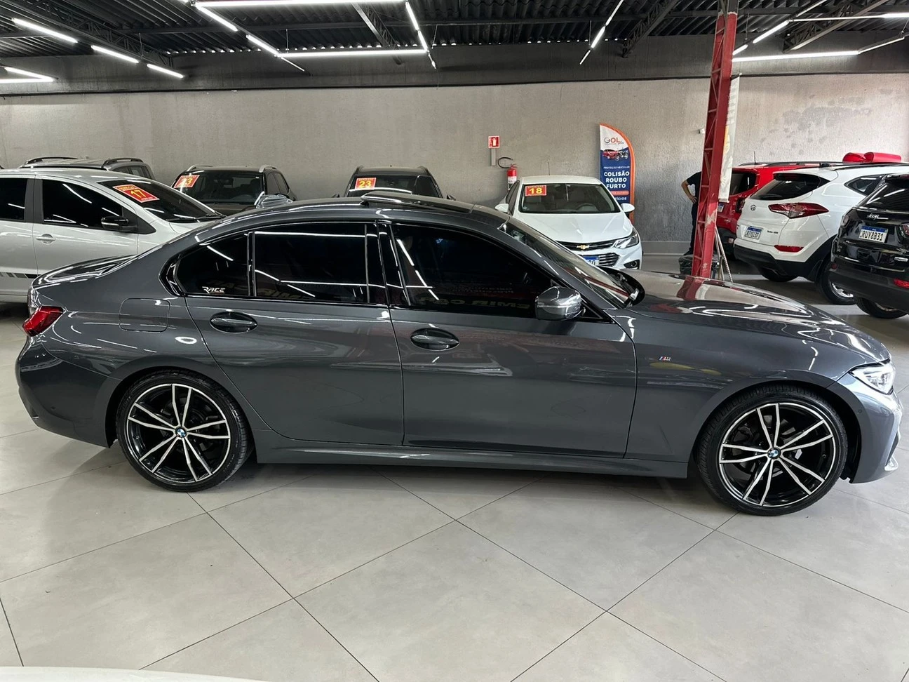 BMW 320i