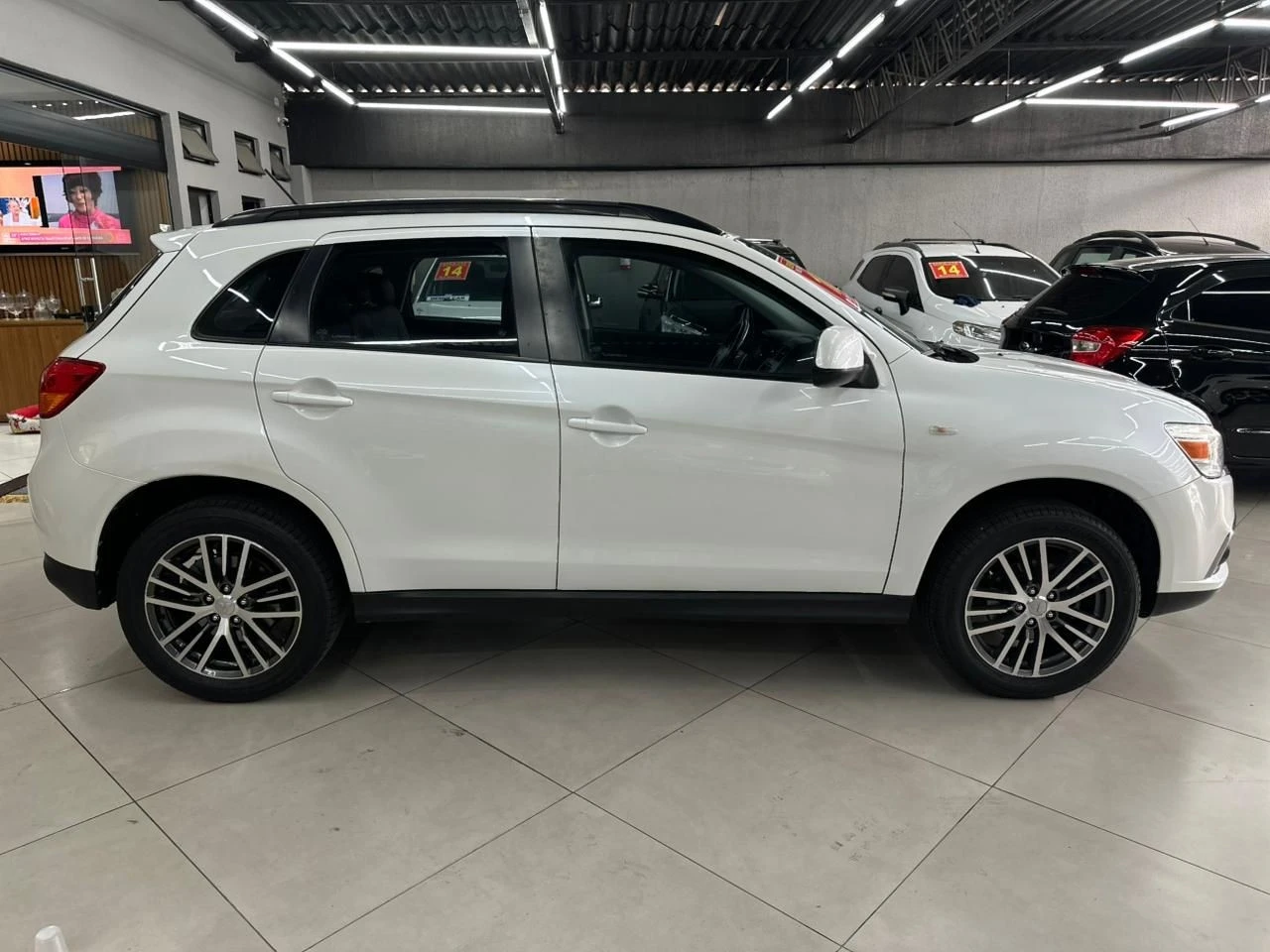 MITSUBISHI ASX