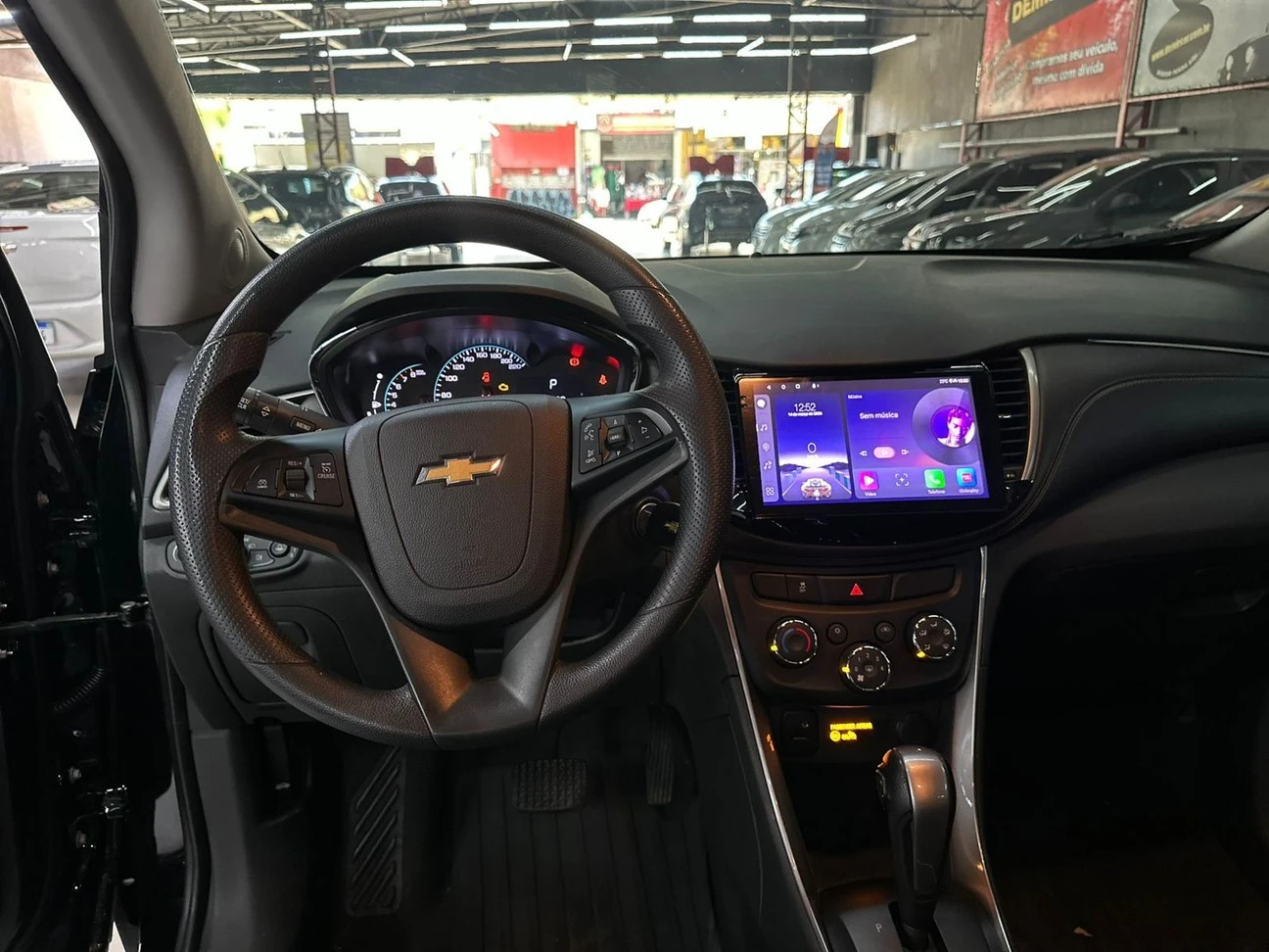 CHEVROLET TRACKER