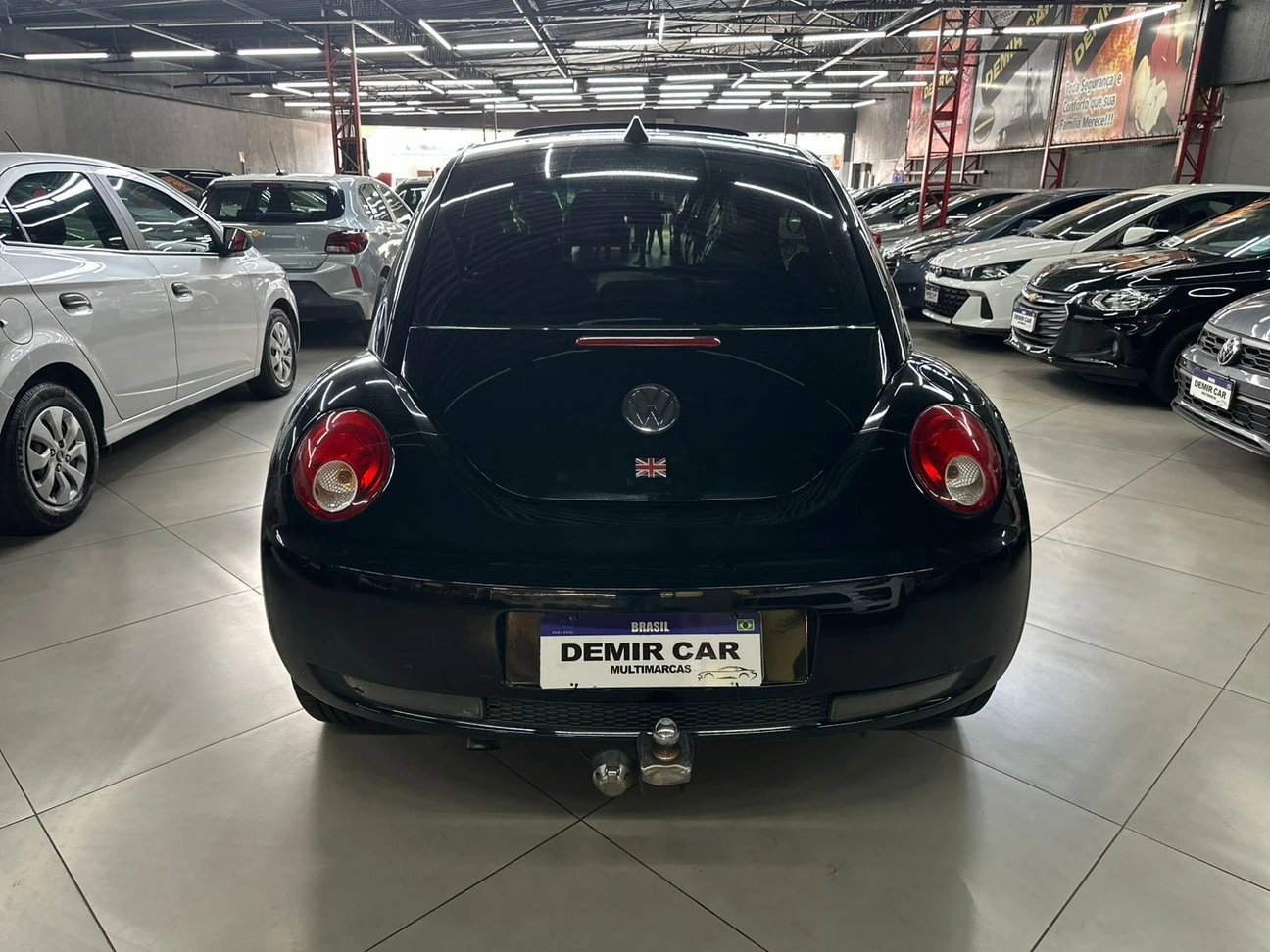 VOLKSWAGEN NEW BEETLE