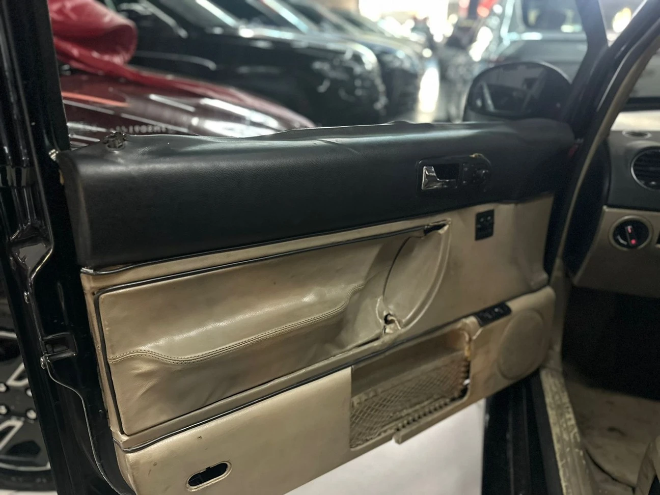 VOLKSWAGEN NEW BEETLE