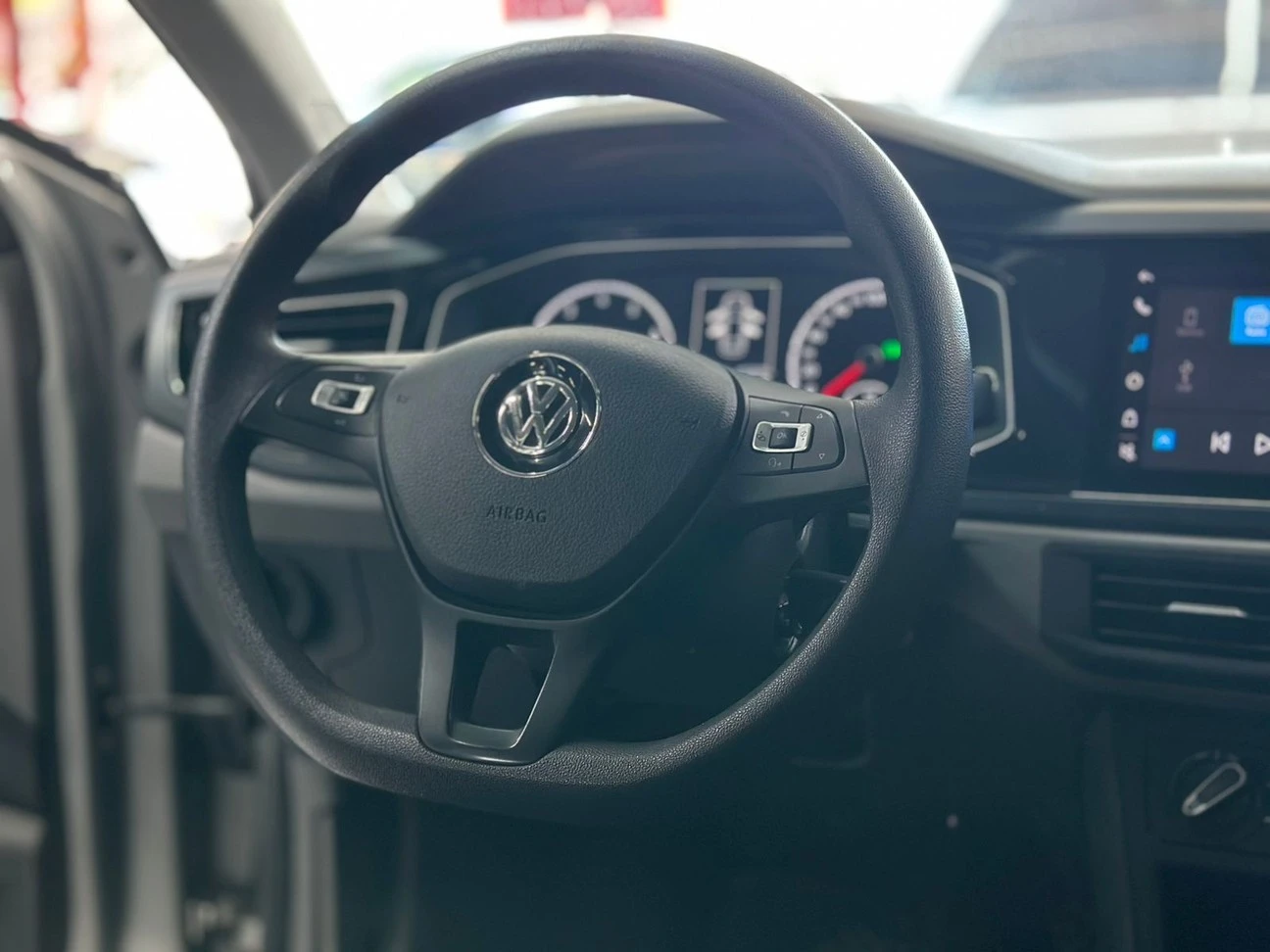 VOLKSWAGEN VIRTUS