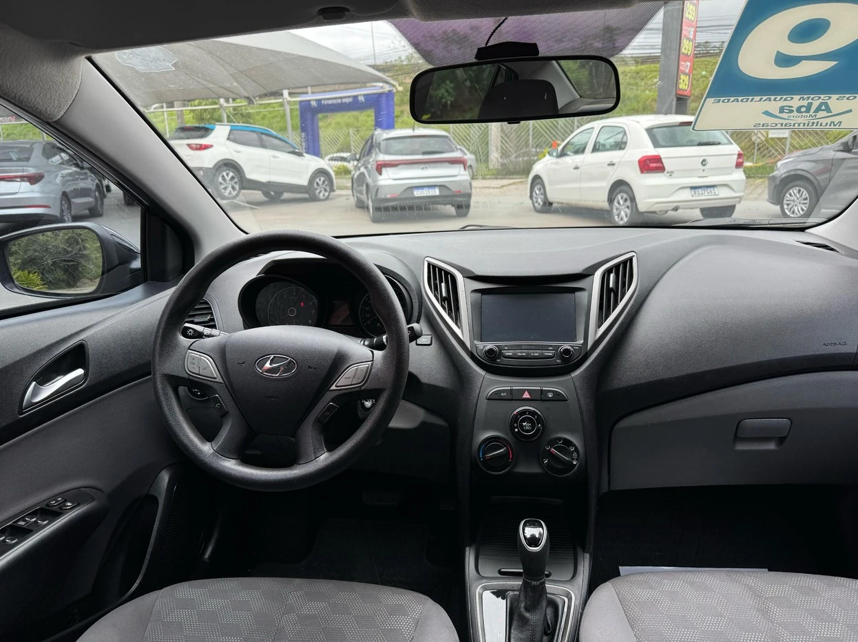 HYUNDAI HB20S