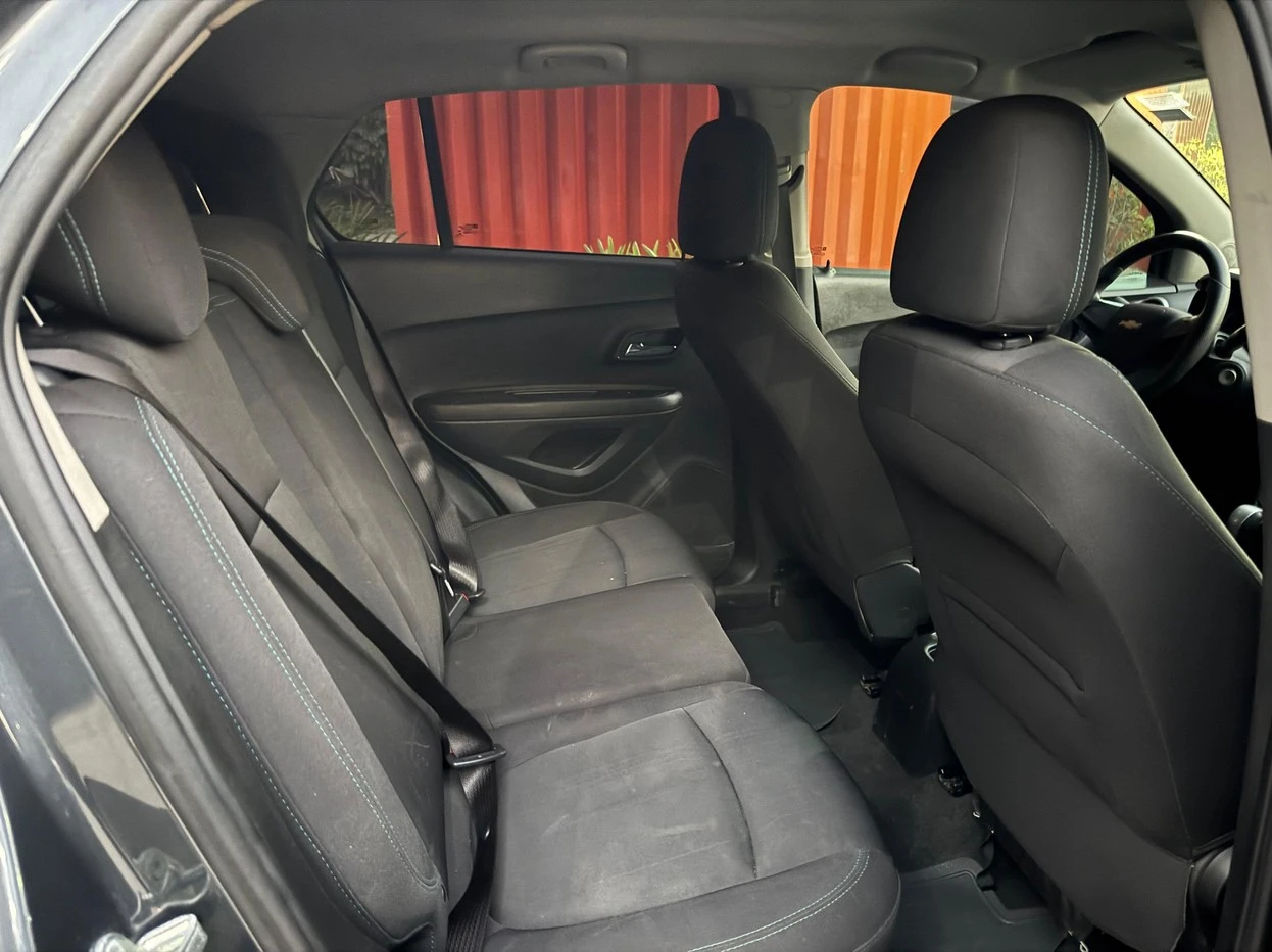 CHEVROLET TRACKER