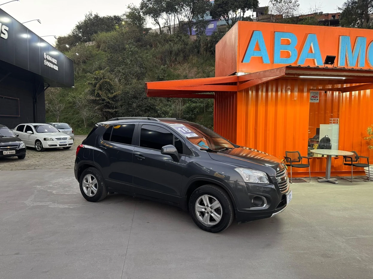 CHEVROLET TRACKER