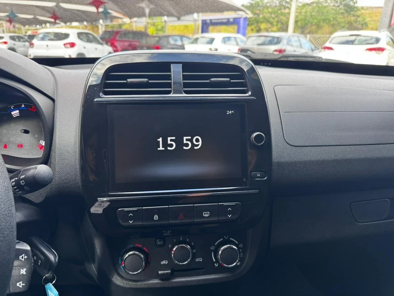 RENAULT KWID