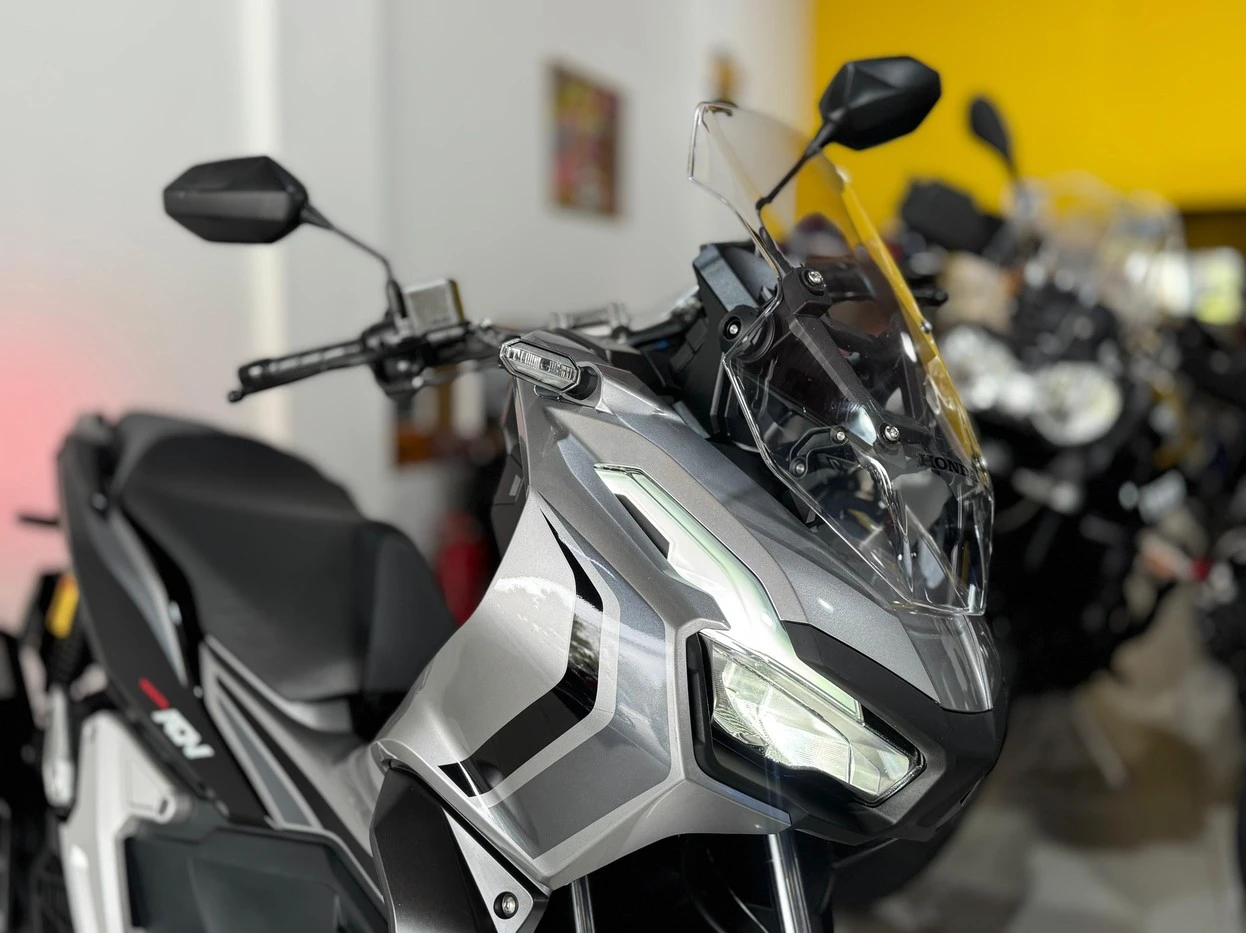 HONDA ADV 150