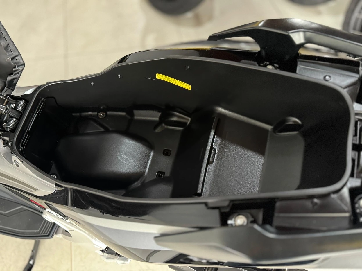 HONDA ADV 150