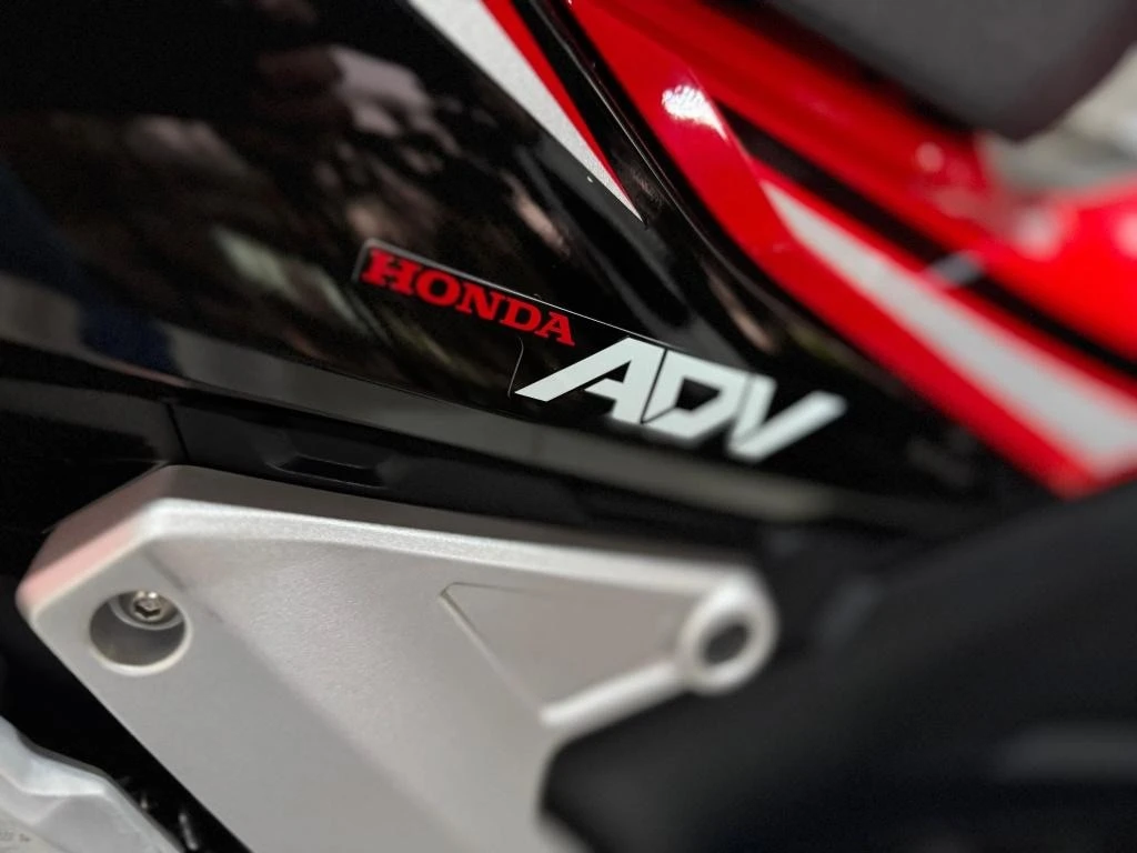 HONDA ADV 150