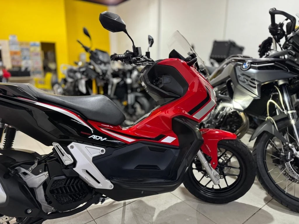 HONDA ADV 150