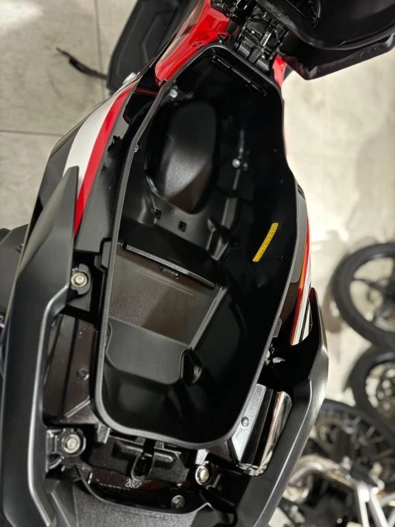 HONDA ADV 150