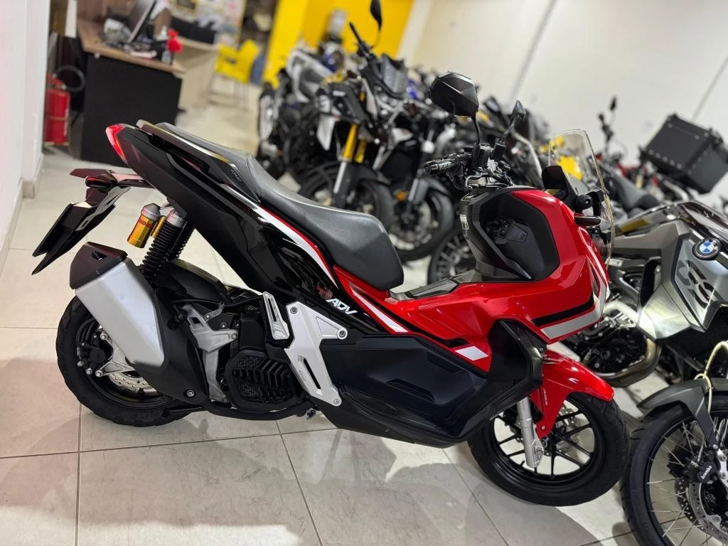 HONDA ADV 150