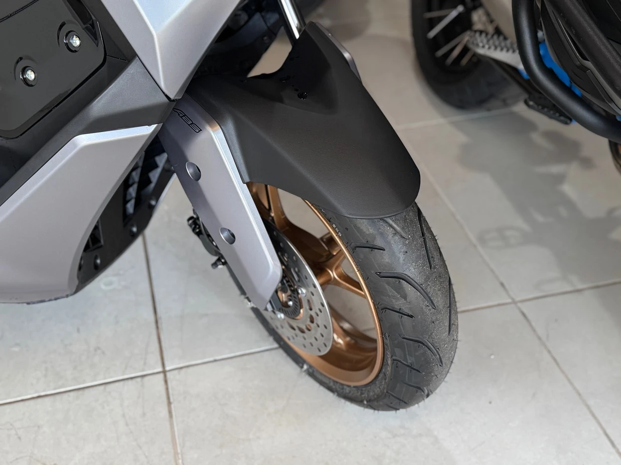 YAMAHA NMAX CONNECTED 160 ABS