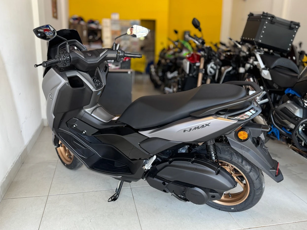 YAMAHA NMAX CONNECTED 160 ABS