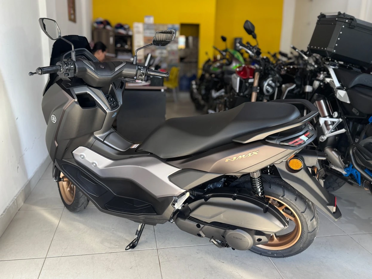 YAMAHA NMAX CONNECTED 160 ABS
