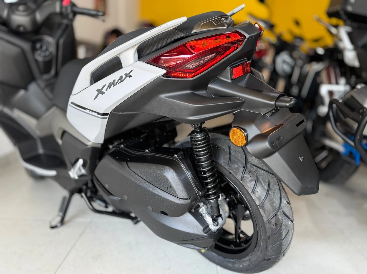 YAMAHA XMAX 250 CONNECTED ABS