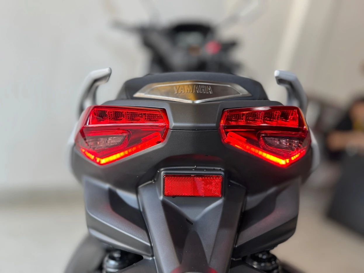 YAMAHA XMAX 250 CONNECTED ABS