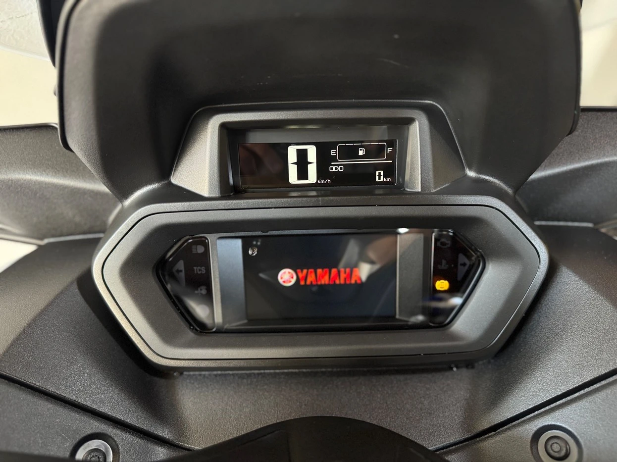 YAMAHA XMAX 250 CONNECTED ABS